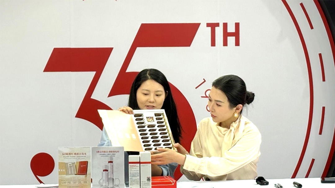 亚洲熟妇无码乱子AV电影