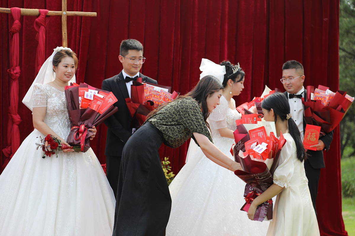 亚洲熟妇无码乱子AV电影